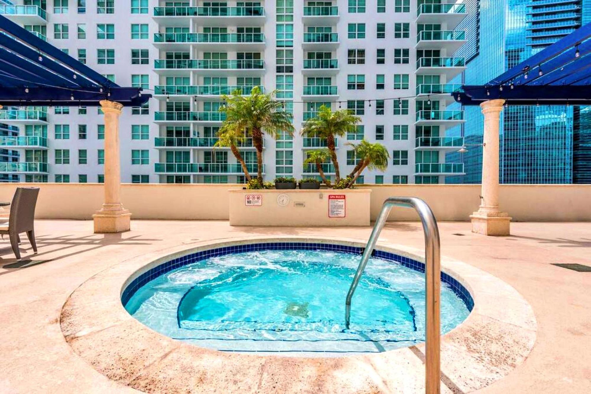 Apartamento Relax & Feel The Good Vibes In Our Condo! *